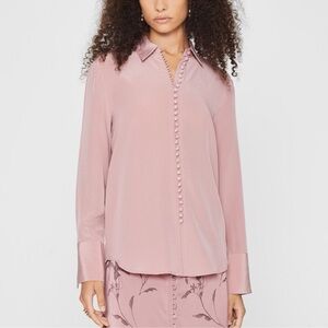 NWT - Club Monaco - Helek Silk Blouse
Rose Petal Pink - Size M
